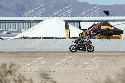 media/Oct-05-2025-CVMA (Sun) [[beeef4f201]]/Race 10-Formula Lightweight Twins Shootout/